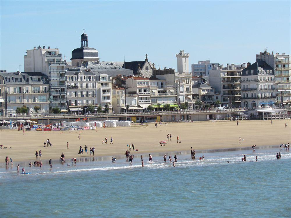 Résidence Néméa Les Grands Rochers Les Sables-dʼOlonne Exterior foto